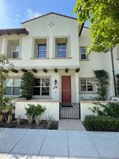 Main picture of 710 S Casita St