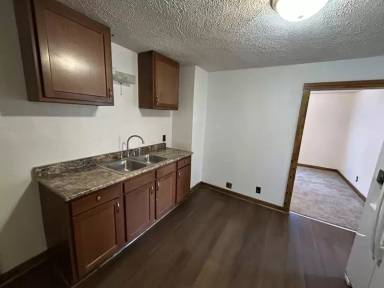 Main picture of 154 Robley St