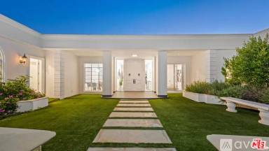 Main picture of 600 Clinton Pl