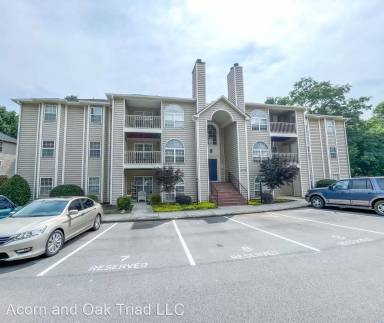 Main picture of 6700 W Friendly Ave