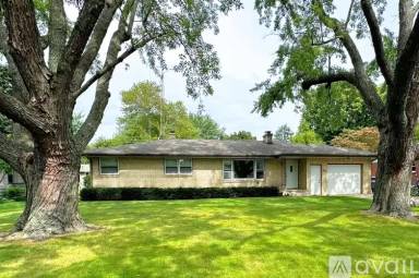 Main picture of 813 Clemens Ave