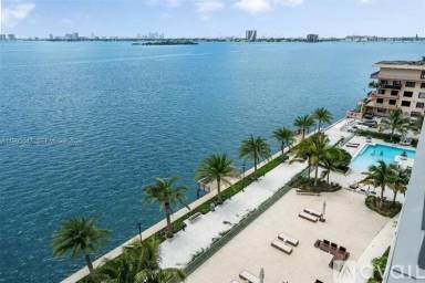 Main picture of Biscayne Beach