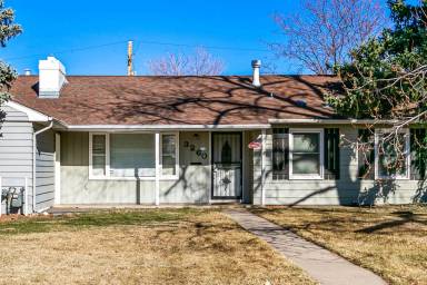 Main picture of 3260 S Bellaire St