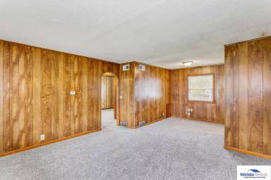 Main picture of 2219 N Estelle St