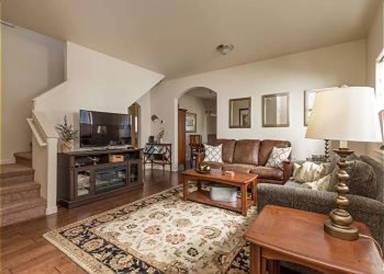 Main picture of 19909 Alderwood Cir