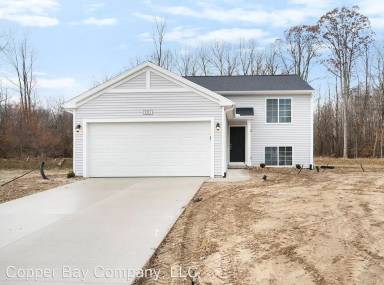Main picture of 3570 Martin Path