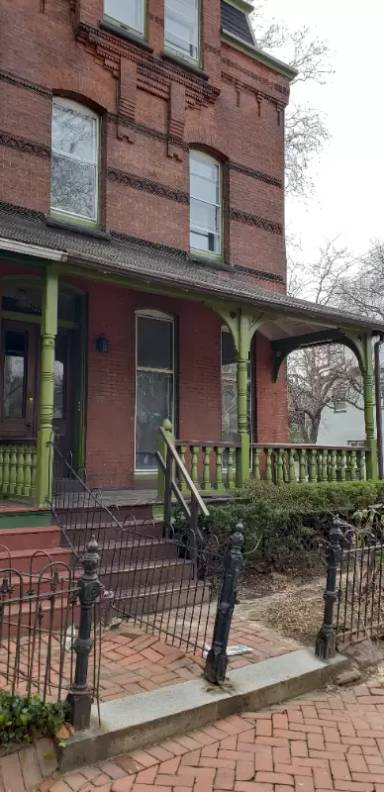 Main picture of 3422 Hamilton St