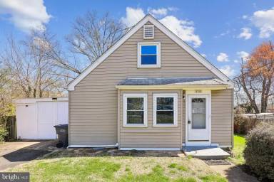 Main picture of 2328 Fort Dr