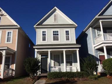 Main picture of 104 Dandelion St