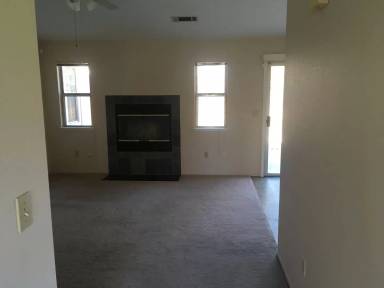 Main picture of 414 Springer Dr