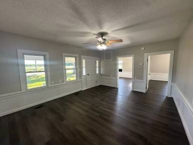 Main picture of 151 Center Hill Rd