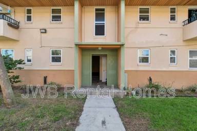 Main picture of 220 16th Ave N
