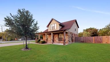 Main picture of 1006 Welsh Ave