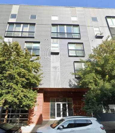 Main picture of 1260 Martin St