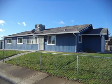 Main picture of 2166 Okita Ct