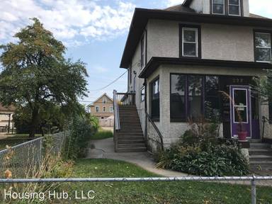 Main picture of 227 4th Ave S
