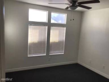 Main picture of 3110 Hillview Dr N