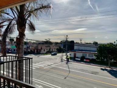 Main picture of 5761 Alviso Ave