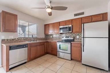 Main picture of 3220 W Michelle Dr
