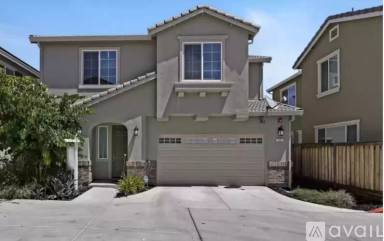 Main picture of 114 Belle Harbor Cir