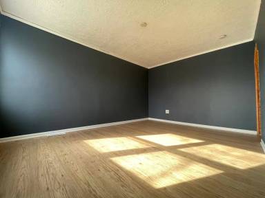 Main picture of 3642 Wisconsin St