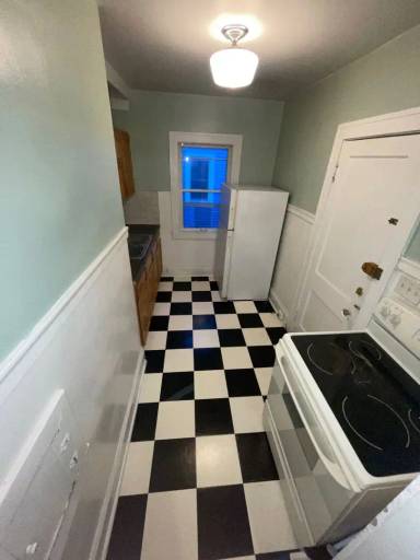 Main picture of 10114 Baltic Rd