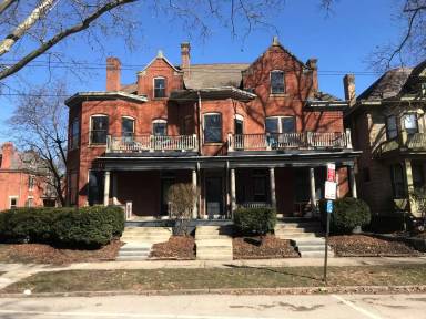 Main picture of 868 Neil Ave