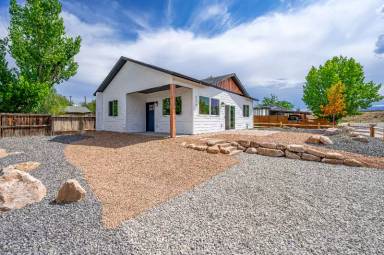 Main picture of 317 W Ouray Ave