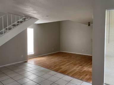 Main picture of 2206 Capitan Drive - D