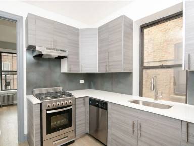 Main picture of 1320 Saint Johns Pl