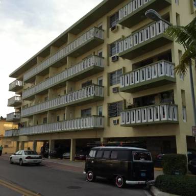 Main picture of 851 Meridian Ave