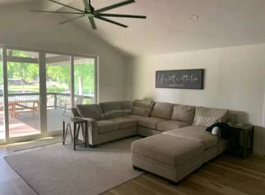 Main picture of 1102 Happy Haven Rd