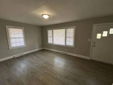 Main picture of 1308 Rountree St NE