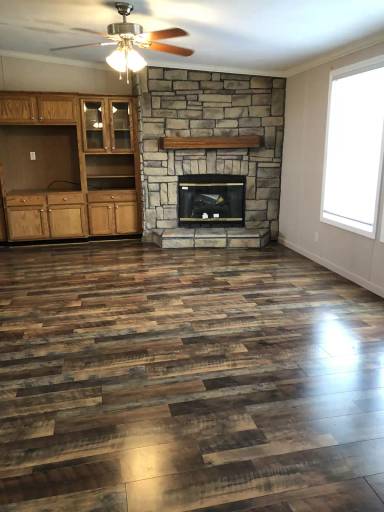 Main picture of 92 NE 501st Rd