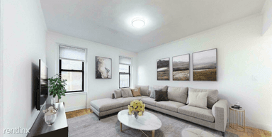 Main picture of 71 W 12th St