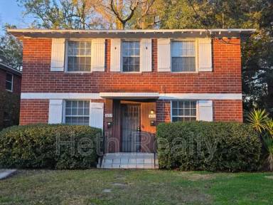 Main picture of 3235 Post St