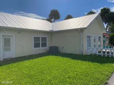 Main picture of 2625 NE Indian River Dr