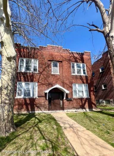 Main picture of 3641 Chippewa St
