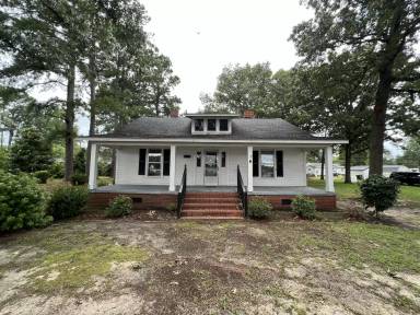 Main picture of 310 Chicopee Rd