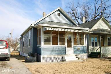 Main picture of 2620 Parker St