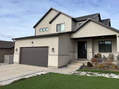 Main picture of 3887 E Clubhouse Ln