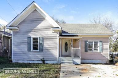 Main picture of 502 Exeter Ave