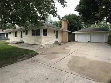 Main picture of 3306 Canterbury Dr
