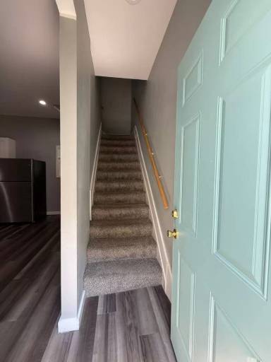 Main picture of 2215 W Market St