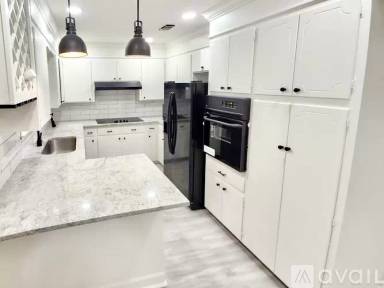 Main picture of 5055 Inniswold Rd