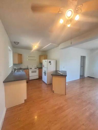 Main picture of 3938 NE 6th Ave
