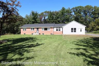 Main picture of 14 Jefferson Dr