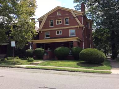 Main picture of 100 Biddle Ave