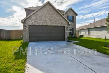 Main picture of 16530 Barred Owl Ln