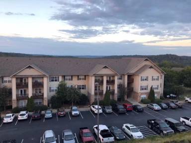 Main picture of 1301 Harts Ridge Dr